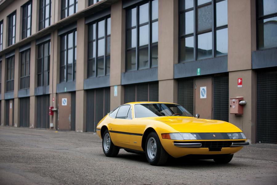  Ferrari 365 GTB/4 Daytona 1968 года  (WW) (фото 10 из 76)
